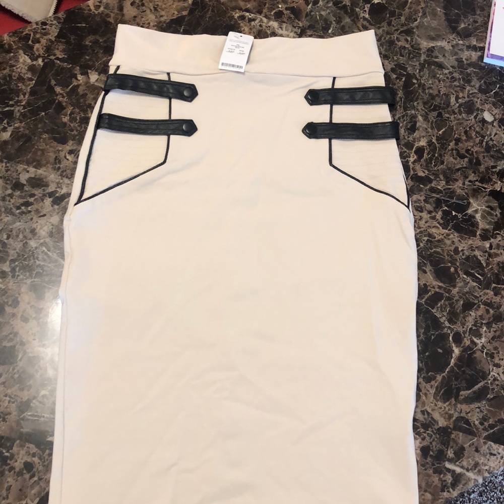 Brand new Bebe skirt